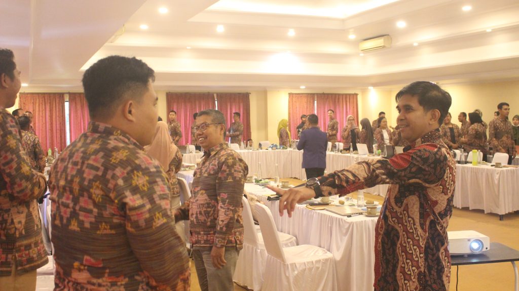 Trainer Leadership Manado