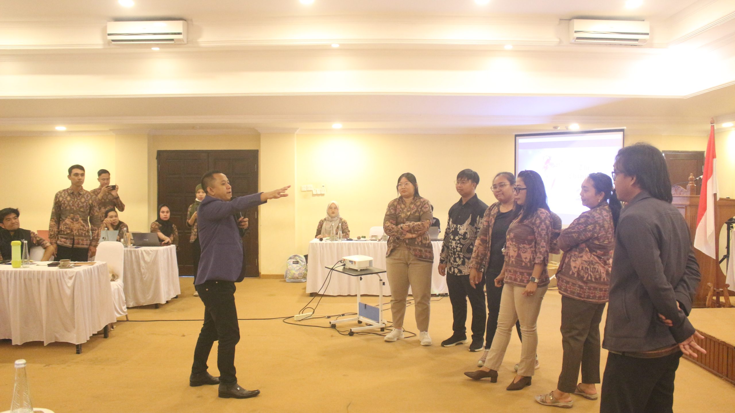 Trainer Service Excellence Indramayu